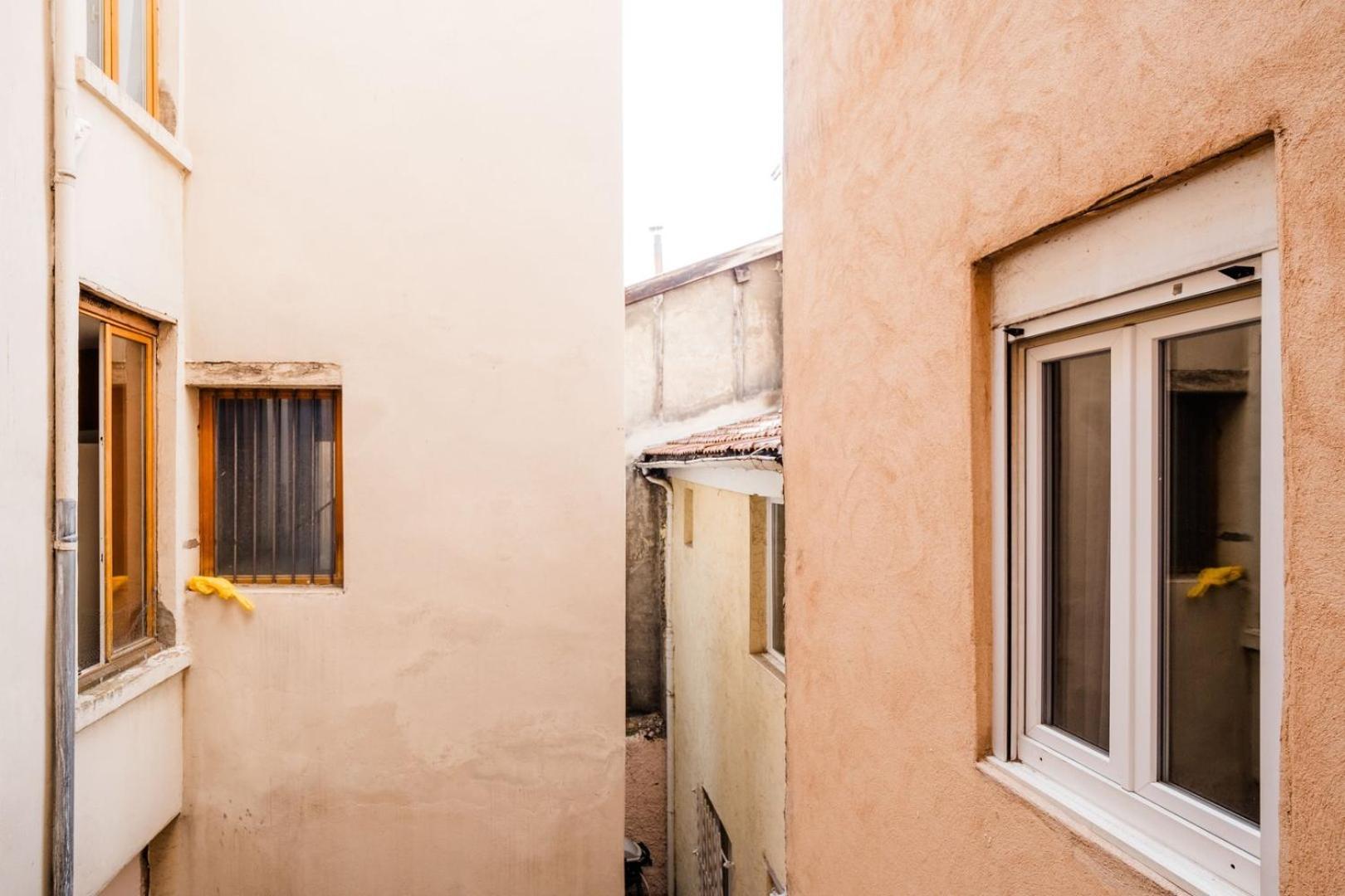 Calm & Comfort / Near Part-Dieu Ail Lyon Exterior photo